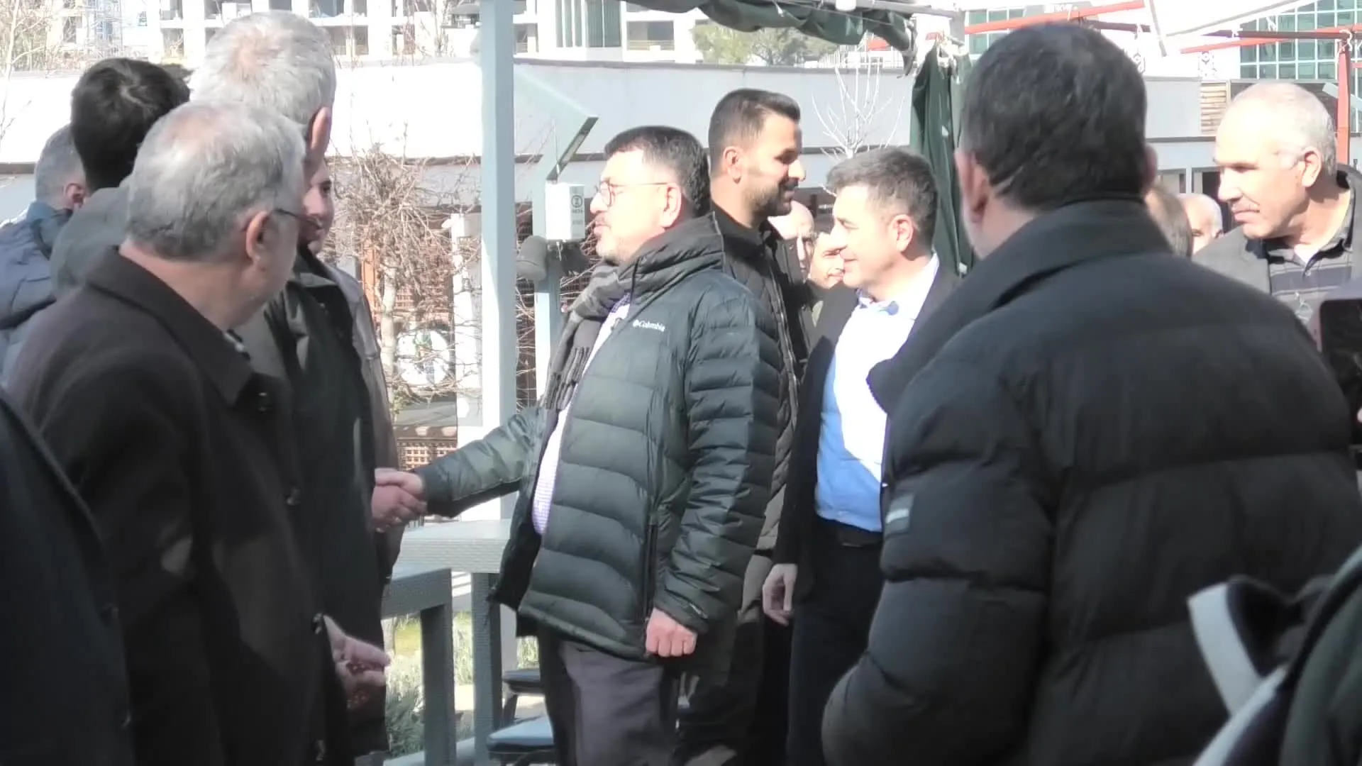 Ağbaba, Bingöllüler Derneği’ni ziyaret etti: “Kaynamayan milyonlarca tencere var”