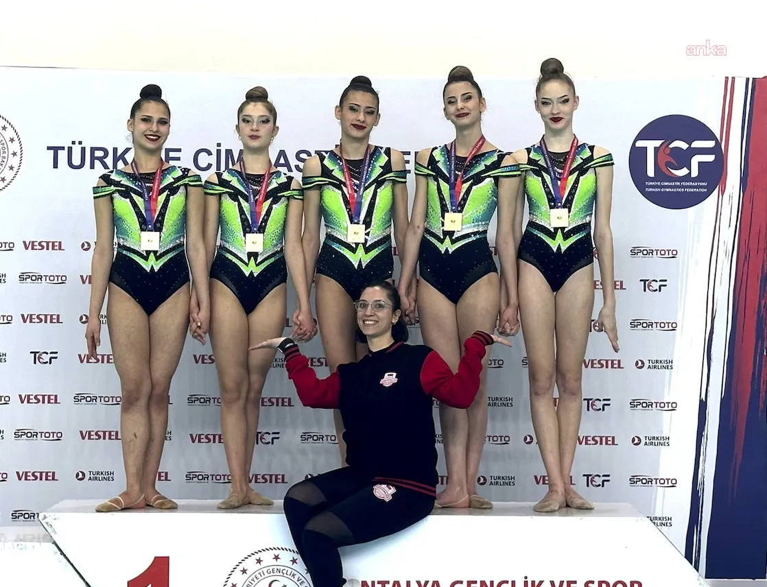 Muratpaşa Belediyesi Cimnastik Takımı’ndan Gönül Şanda Kupası’nda üstün başarı