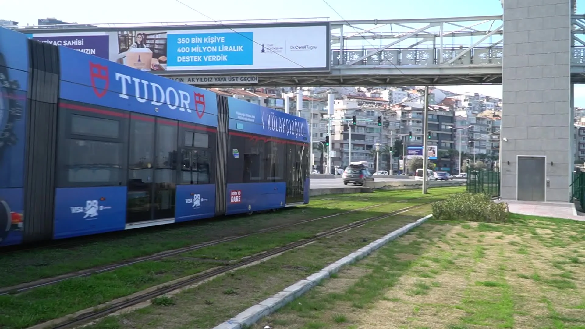 İzmir’de şehitlerin isimleri üst geçitlerde yaşayacak